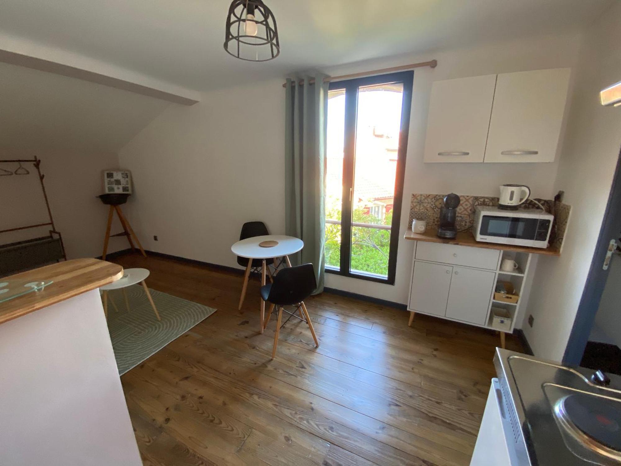 Tomeline Apartment Tartas Bagian luar foto